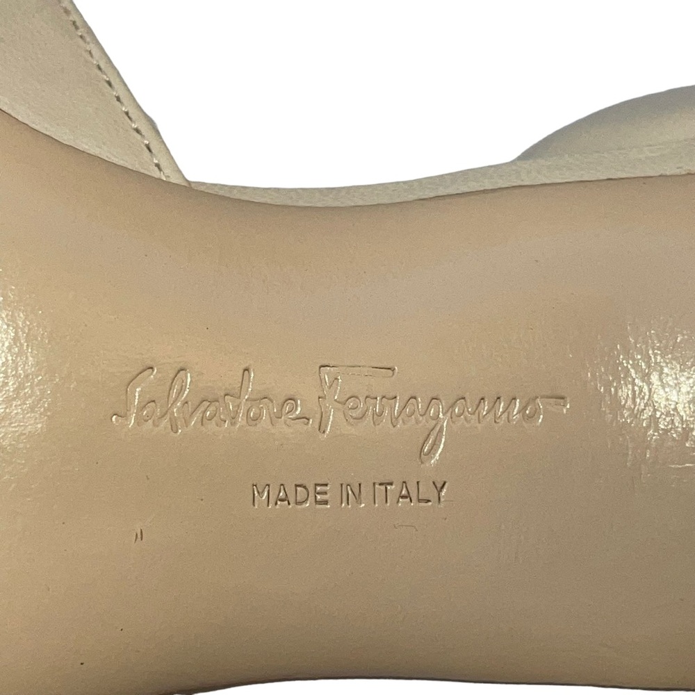 Salvatore Ferragamo Beige Leather Peep Toe Slingback Sandals Sz. 5B - Picture 10 of 10
